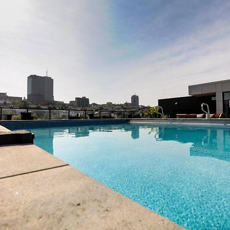 Le Rustique, Chic En Ville, Bbq/ Piscine Ciudad de Quebec Exterior foto