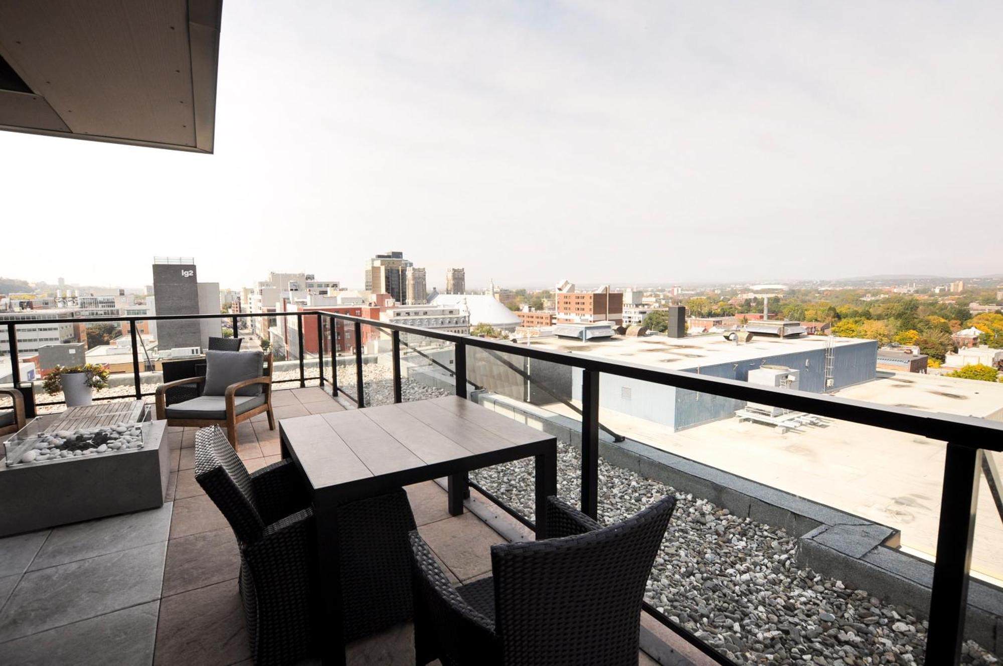 Le Rustique, Chic En Ville, Bbq/ Piscine Ciudad de Quebec Exterior foto